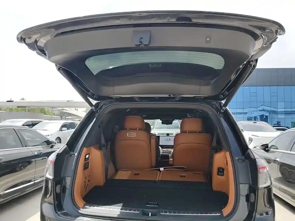 Wenjie M9 2025 Ultra Extended Range Edition 52kWh 6-Seat Version (192-line LiDAR) — миниатюра 19
