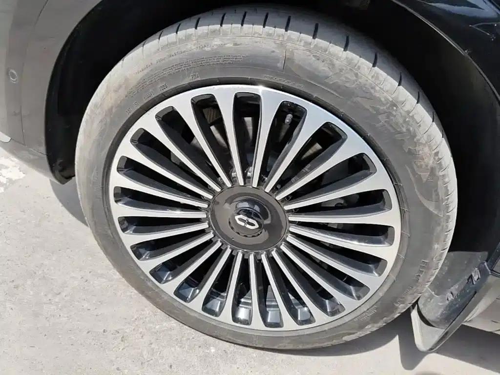 Wenjie M9 2025 Ultra Extended Range Edition 52kWh 6-Seat Version (192-line LiDAR) — миниатюра 23