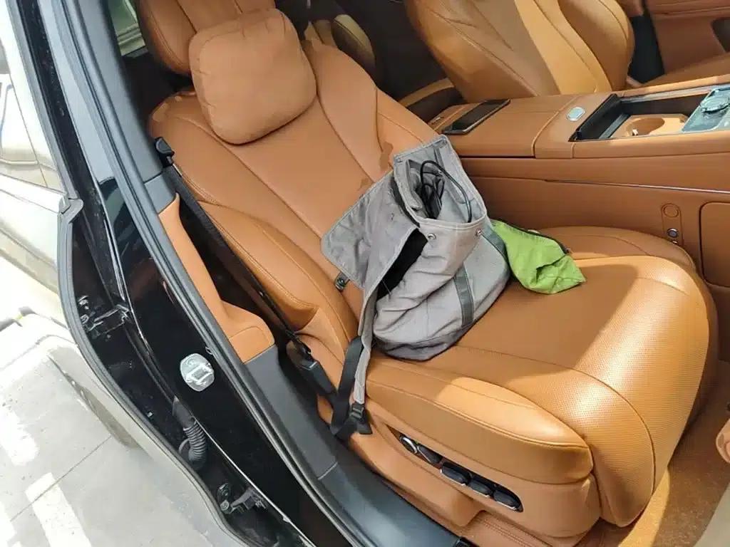Wenjie M9 2025 Ultra Extended Range Edition 52kWh 6-Seat Version (192-line LiDAR) — миниатюра 25