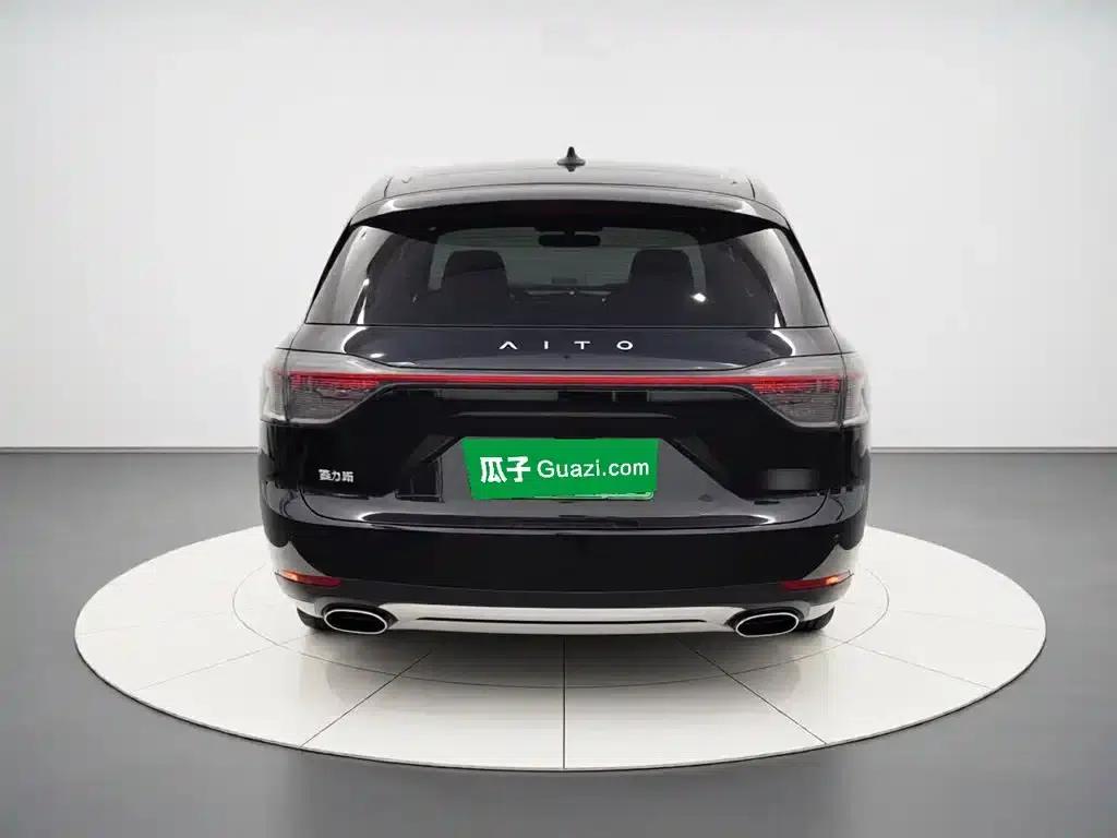 Wenjie M9 2025 Ultra Extended Range Edition 52kWh 6-Seat Version (192-line LiDAR) — миниатюра 6