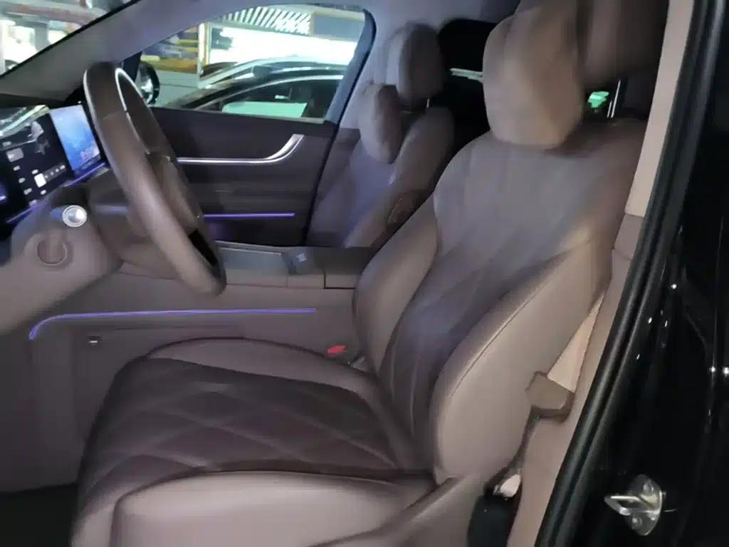 Wenjie M9 2025 Ultra Extended Range Edition 52kWh 6-Seat Version (192-line LiDAR) — миниатюра 15