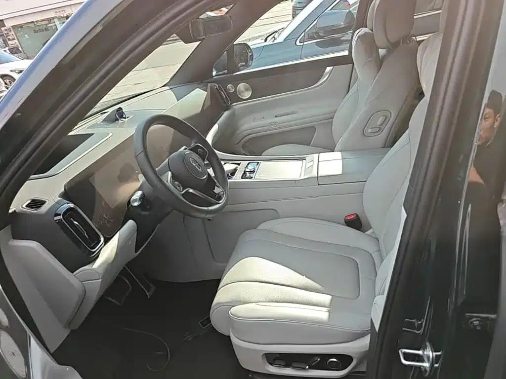 Wenjie M9 2025 Extended Range Max Edition 52kWh 6-Seat Version (192-line LiDAR) — миниатюра 15