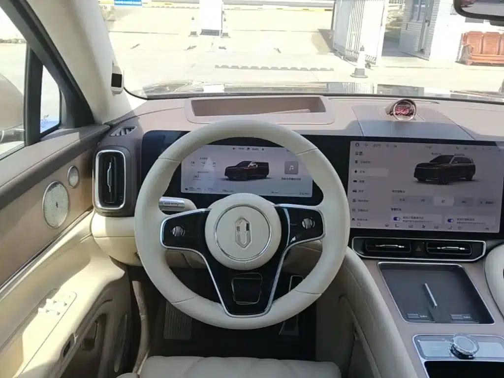 Wenjie M9 2025 Ultra Extended Range Edition 52kWh 6-Seat Version (192-line LiDAR) — миниатюра 11