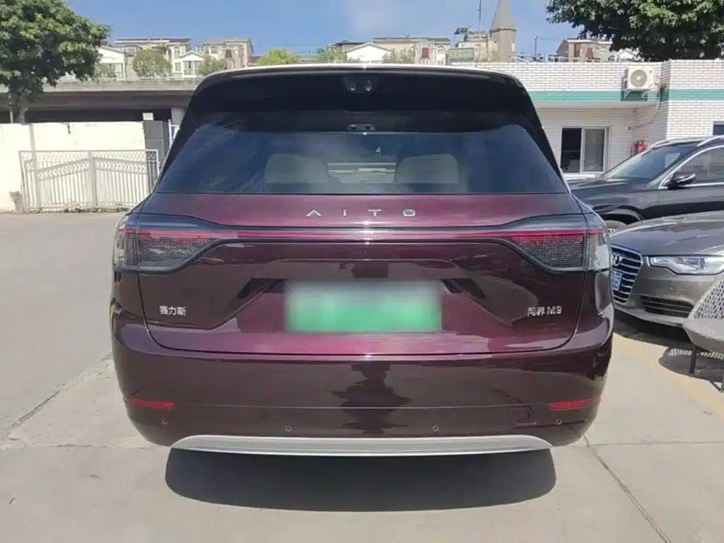 Wenjie M9 2025 Ultra Extended Range Edition 52kWh 6-Seat Version (192-line LiDAR) — миниатюра 6