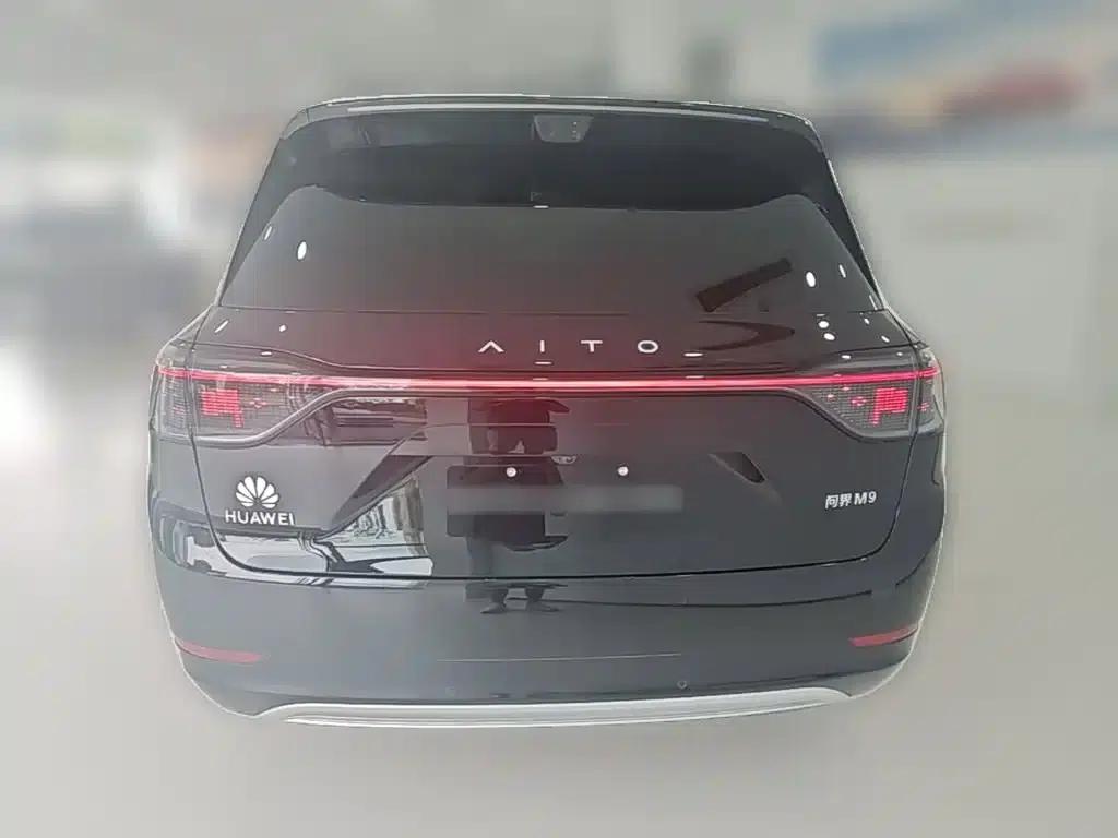 Wenjie M9 2025 Ultra Extended Range Edition (52kWh, 6-seater, 192-line LiDAR) — миниатюра 10
