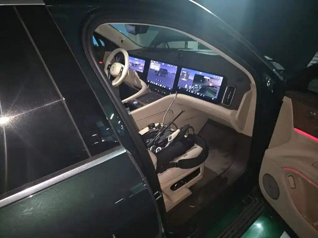 Wenjie M9 2025 Pure Electric Ultra Edition (100kWh, 6-seater, 192-line LiDAR) — миниатюра 11