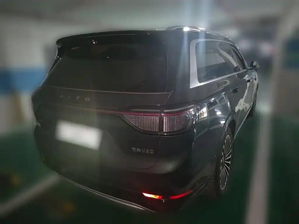Wenjie M9 2025 Pure Electric Ultra Edition (100kWh, 6-seater, 192-line LiDAR) — миниатюра 12