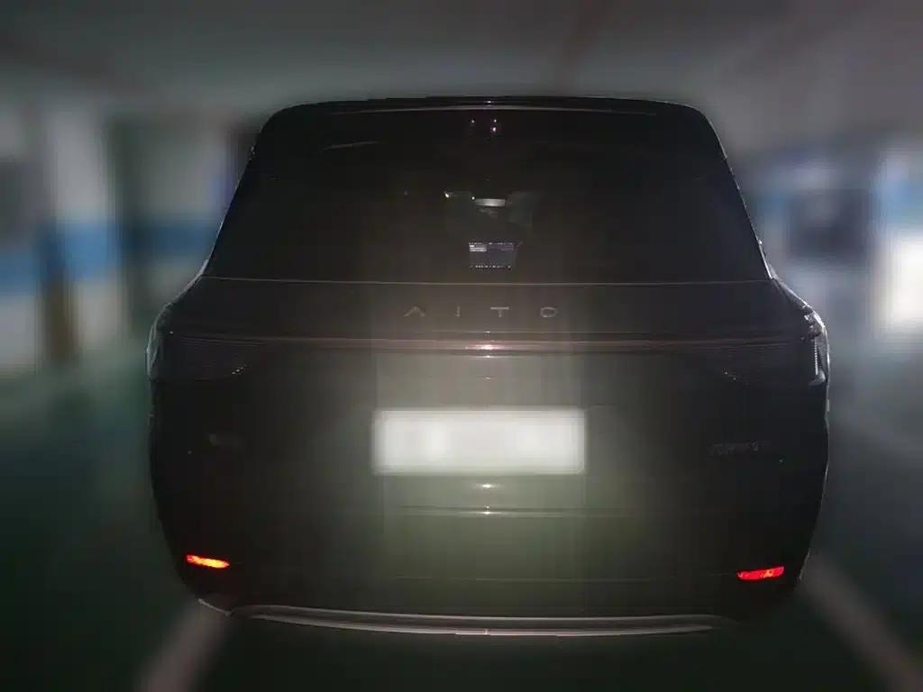Wenjie M9 2025 Pure Electric Ultra Edition (100kWh, 6-seater, 192-line LiDAR) — миниатюра 10