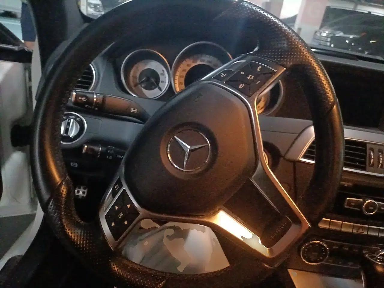 Mercedes-Benz C-Class 2013 C 180 Coupe — миниатюра 10
