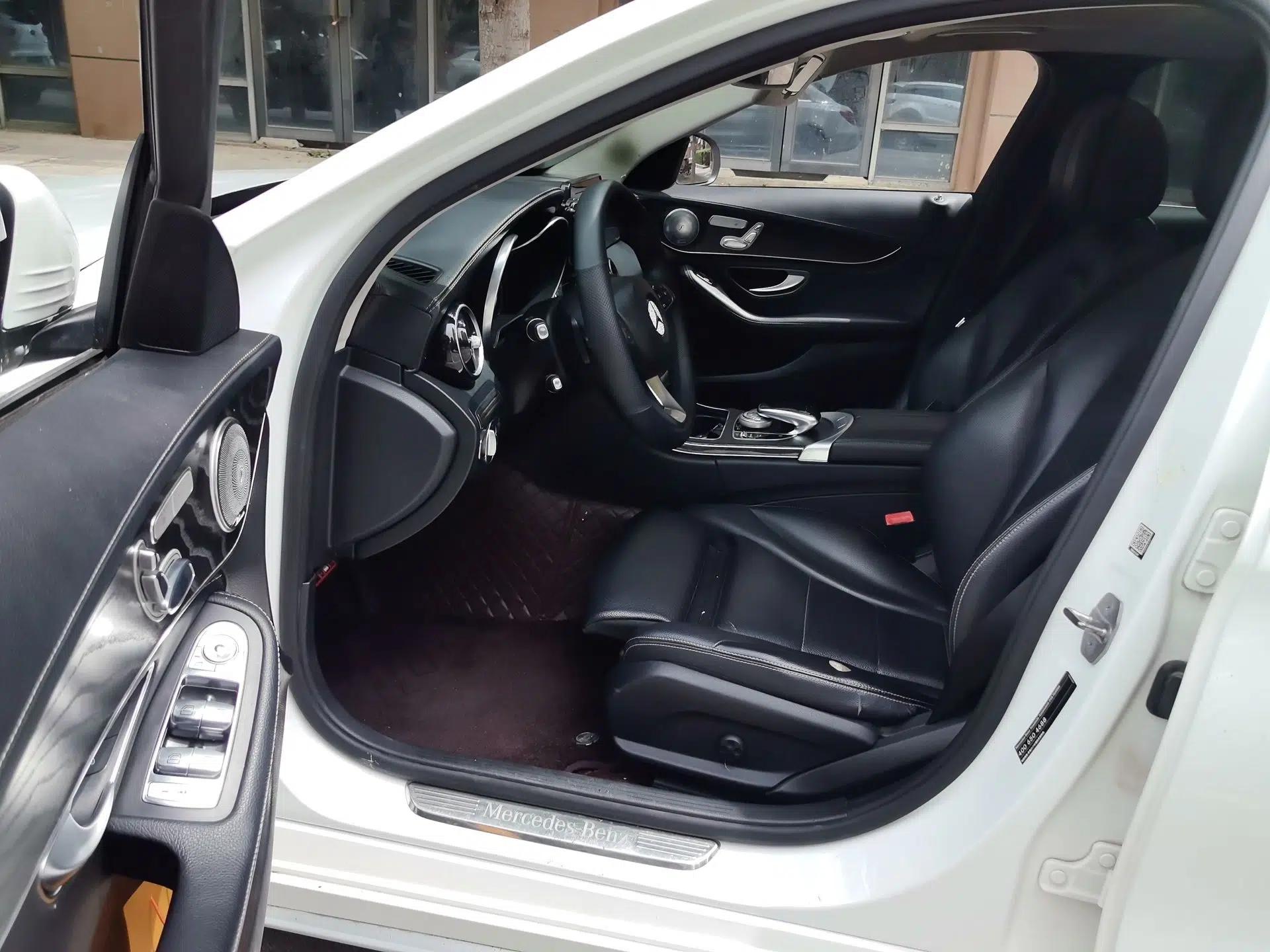 Mercedes-Benz C-Class 2017 Facelift C 200 L Sport Edition — миниатюра 16