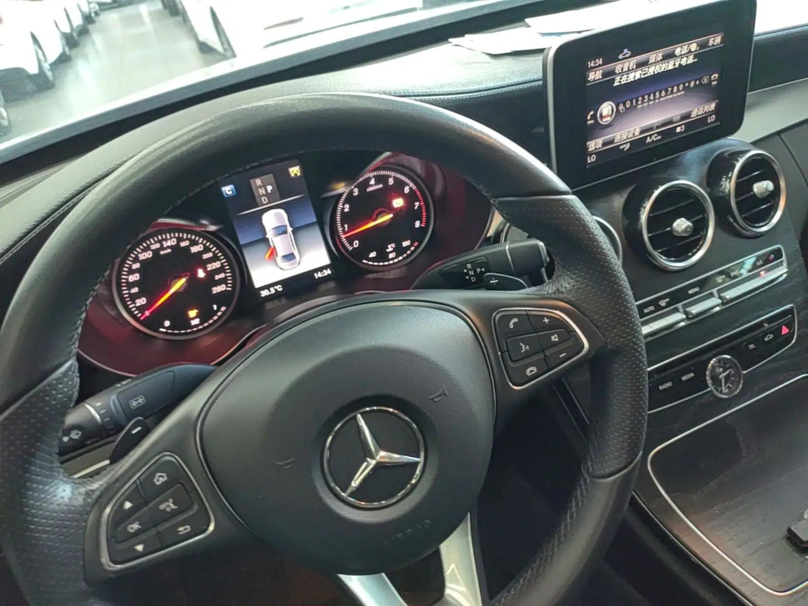 Mercedes-Benz C-Class 2018 C 180 L Fashion Edition Sport Version — миниатюра 16