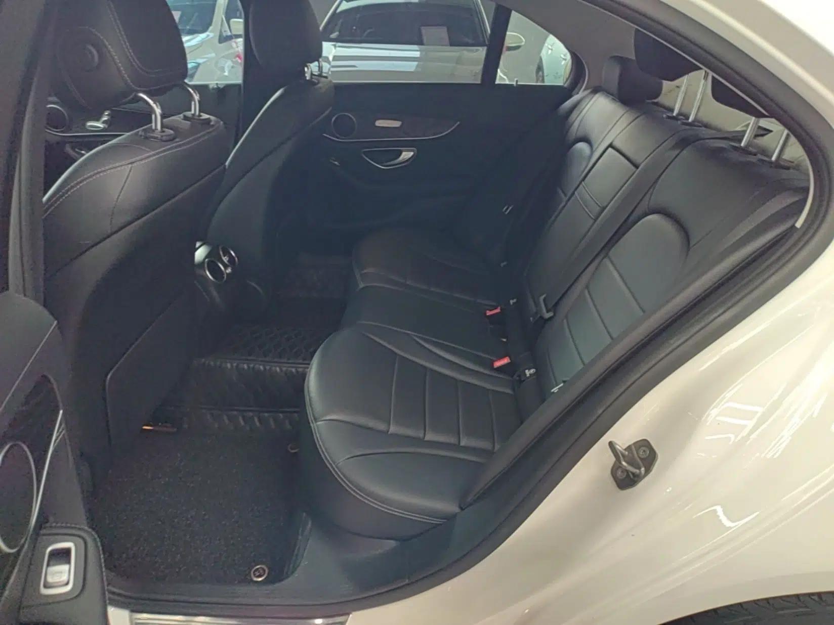 Mercedes-Benz C-Class 2018 C 180 L Fashion Edition Sport Version — миниатюра 20