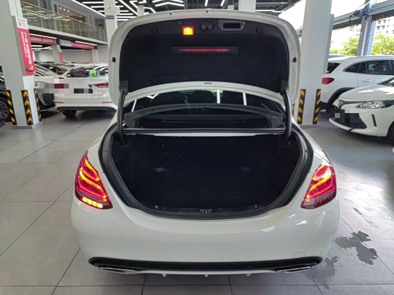 Mercedes-Benz C-Class 2018 C 180 L Fashion Edition Sport Version — миниатюра 22