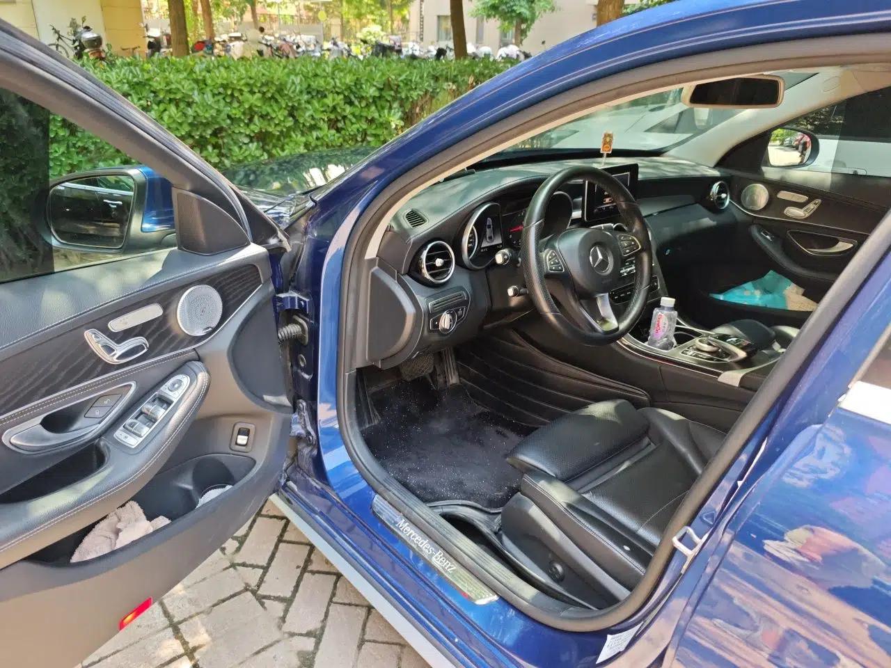 Mercedes-Benz C-Class 2018 C 200 L Sport Edition Achievement Special Edition — миниатюра 20