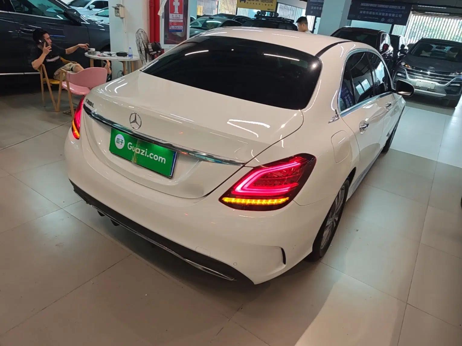 Mercedes-Benz C-Class 2019 C 180 L Fashion Edition Sport Version — миниатюра 6
