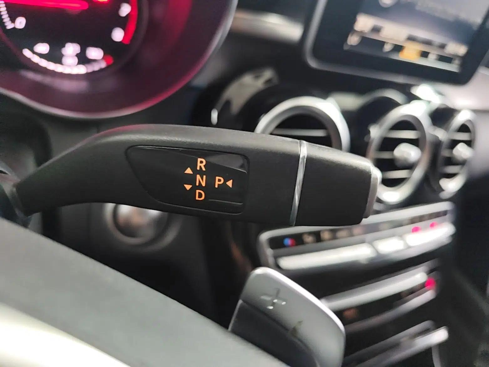 Mercedes-Benz C-Class 2018 C 200 Coupe — миниатюра 16