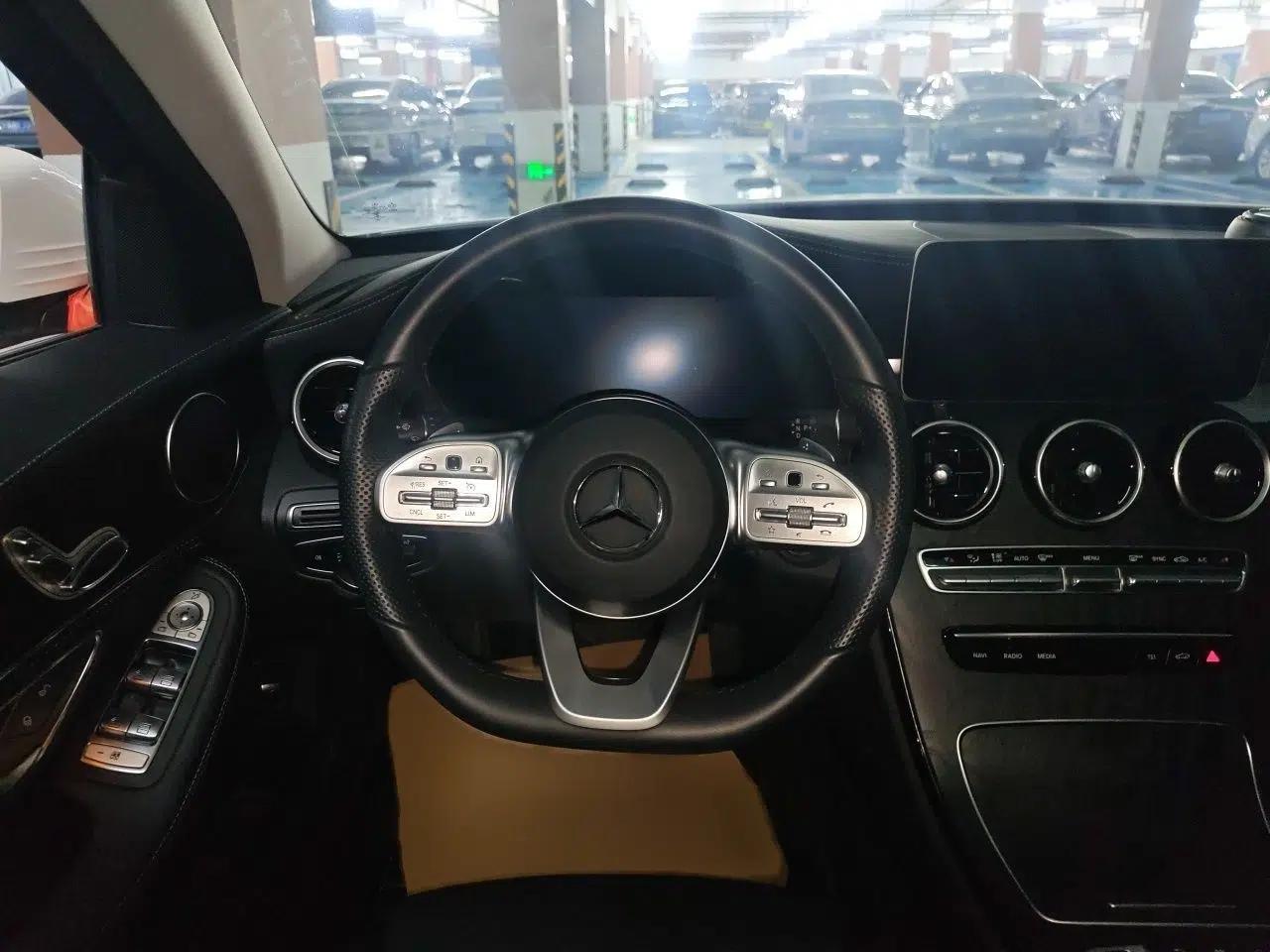 Mercedes-Benz C-Class 2020 C 200 L Fashion Edition Sport Version — миниатюра 9