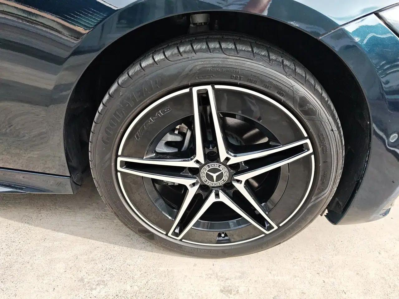 Mercedes-Benz C-Class 2022 Revised C 260 L Starry Night Sport Edition — миниатюра 8