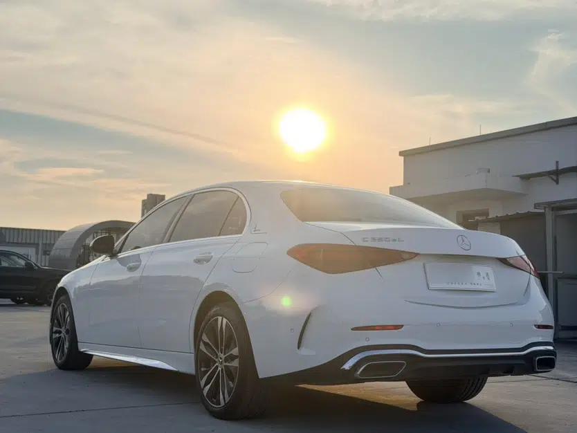 Mercedes-Benz C-Class New Energy 2023 C 350 eL — миниатюра 15
