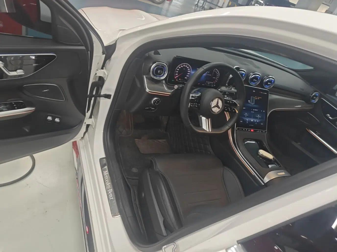 Mercedes-Benz C-Class New Energy 2023 C 350 eL — миниатюра 23