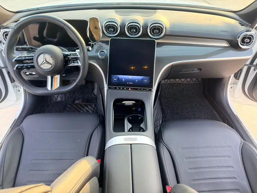 Mercedes-Benz C-Class New Energy 2023 C 350 eL — миниатюра 30