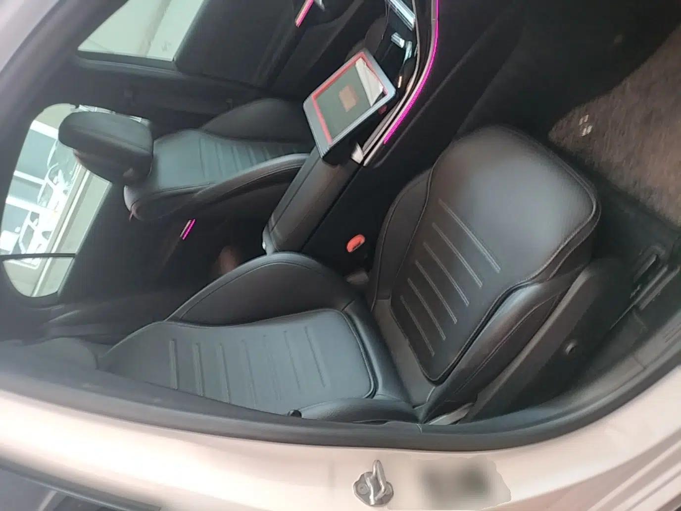Mercedes-Benz C-Class New Energy 2023 Facelift C 350 eL — миниатюра 24