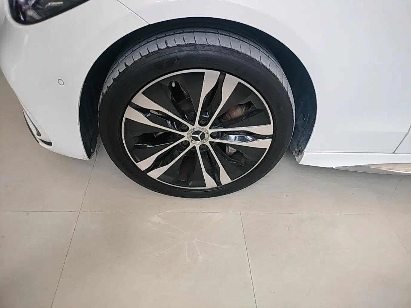 Mercedes-Benz C-Class New Energy 2023 Facelift C 350 eL — миниатюра 10