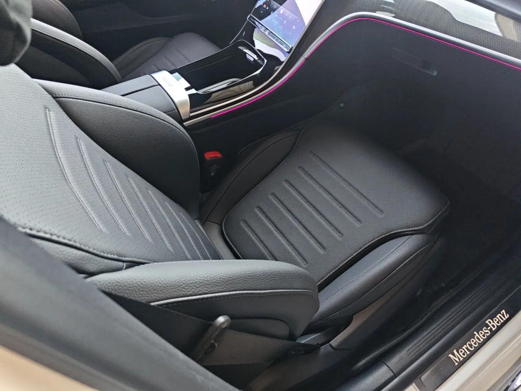 Mercedes-Benz C-Class New Energy 2024 Revised Version C 350 eL — миниатюра 19