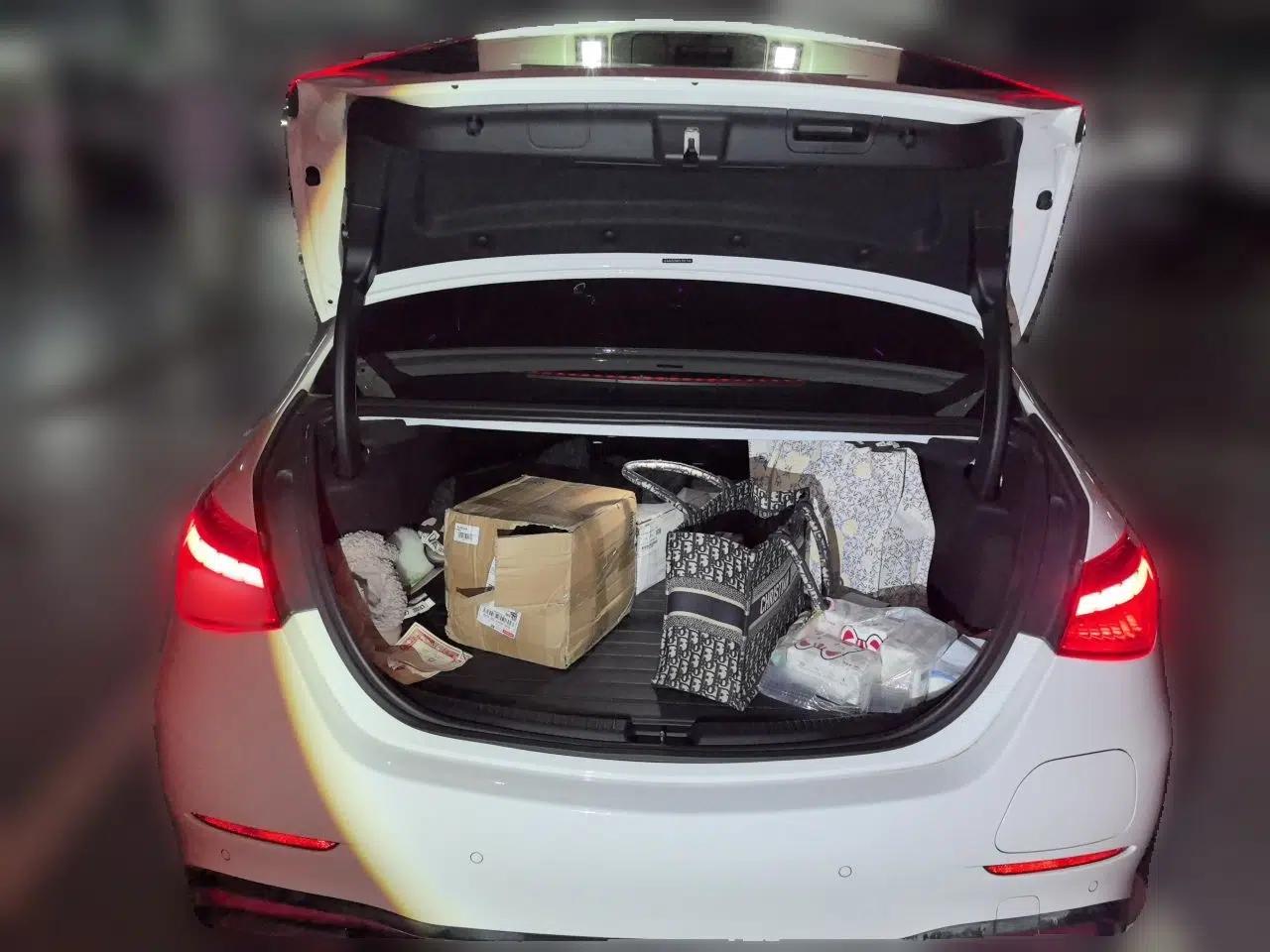 Mercedes-Benz C-Class New Energy 2023 Second Facelift C 350 eL — миниатюра 19