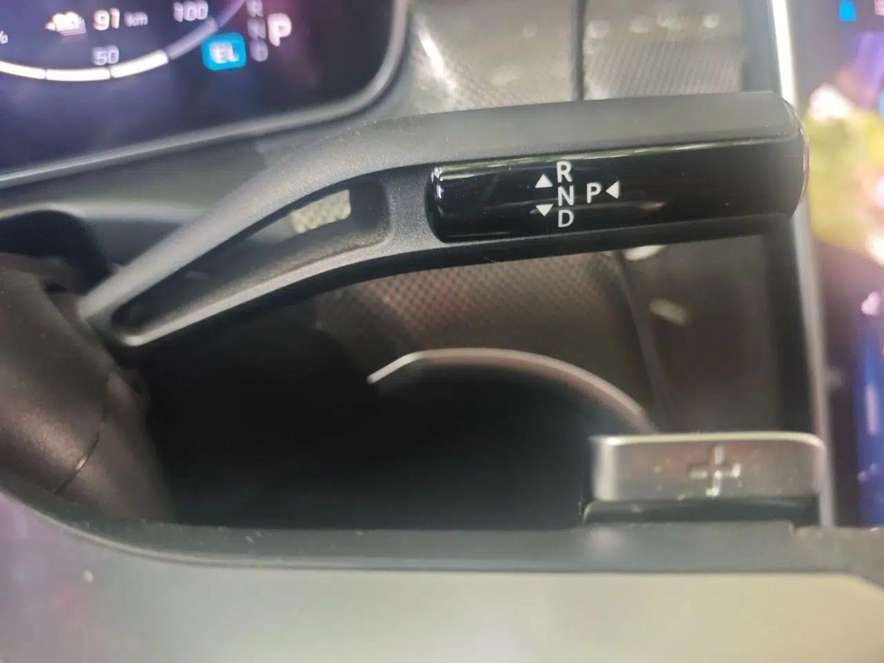Mercedes-Benz C-Class New Energy 2024 Second Facelift C 350 eL — миниатюра 14