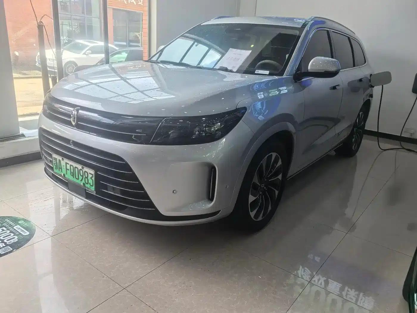 Wenjie M7 2024 1.5T Rear-Wheel Drive Plus Edition 5-Seater — миниатюра 2