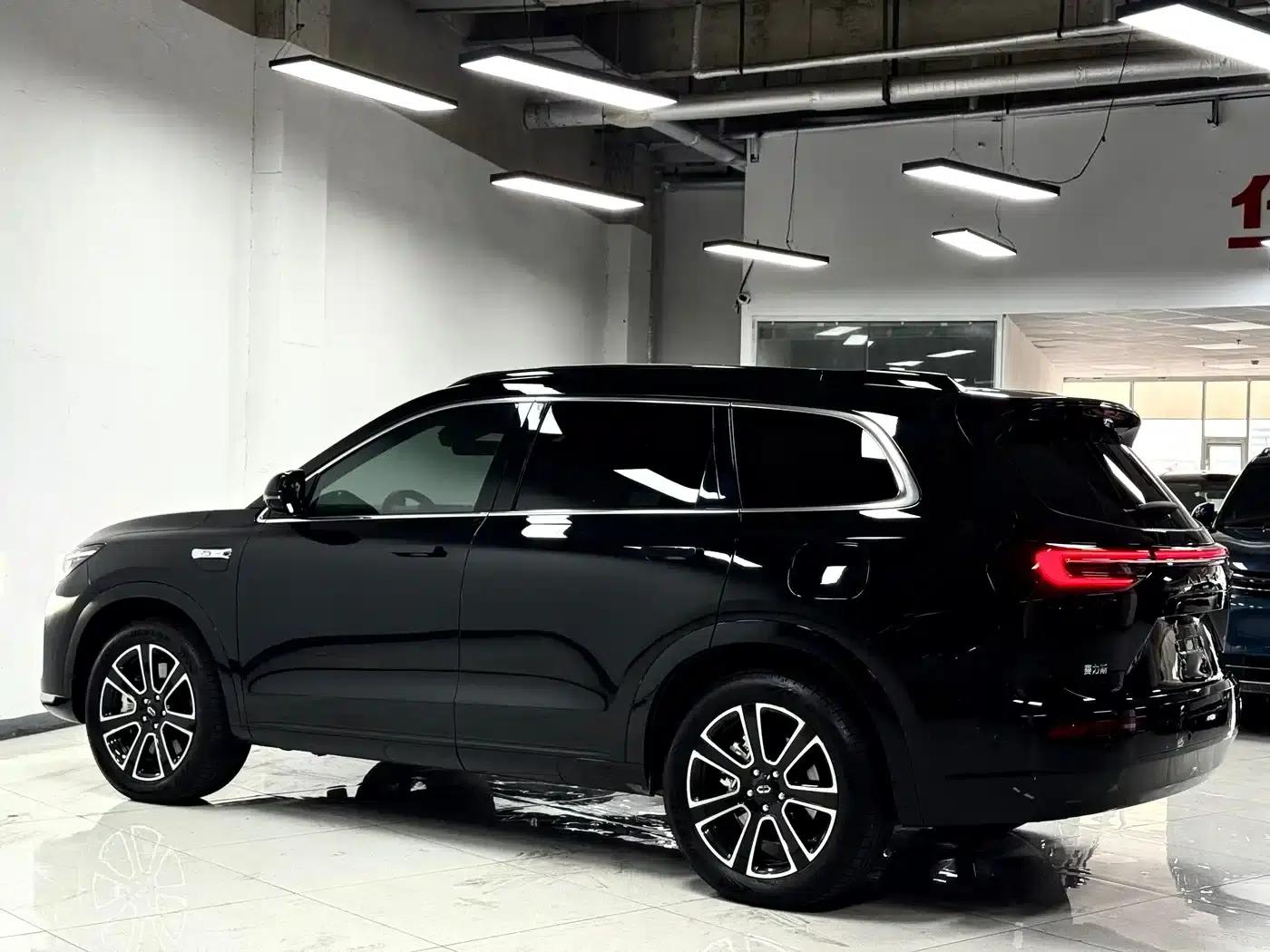 Wenjie M7 2024 1.5T Intelligent Driving 4WD Ultra Edition 5-seater — миниатюра 5