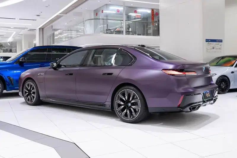 BMW 7 Series PHEV 2023 M760Le xDrive — миниатюра 4
