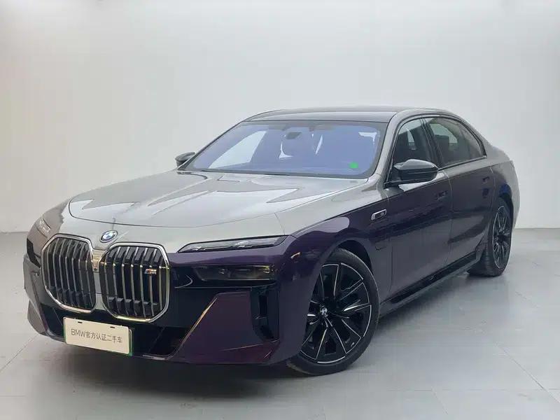 BMW 7 Series PHEV 2023 M760Le xDrive — миниатюра 1