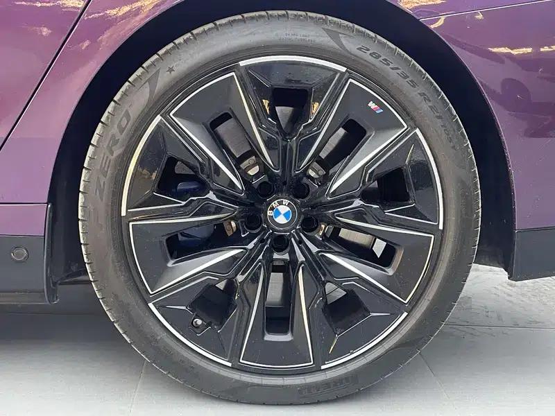 BMW 7 Series PHEV 2023 M760Le xDrive — миниатюра 6
