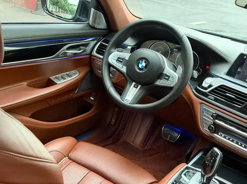 2018 BMW 7 Series 740Li xDrive Luxury M Sport Package — миниатюра 16