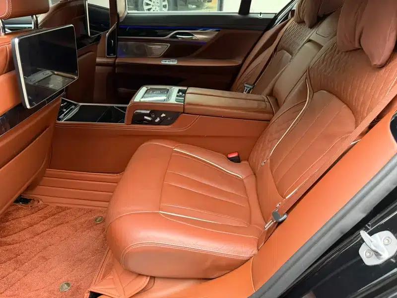 2018 BMW 7 Series 740Li xDrive Luxury M Sport Package — миниатюра 21