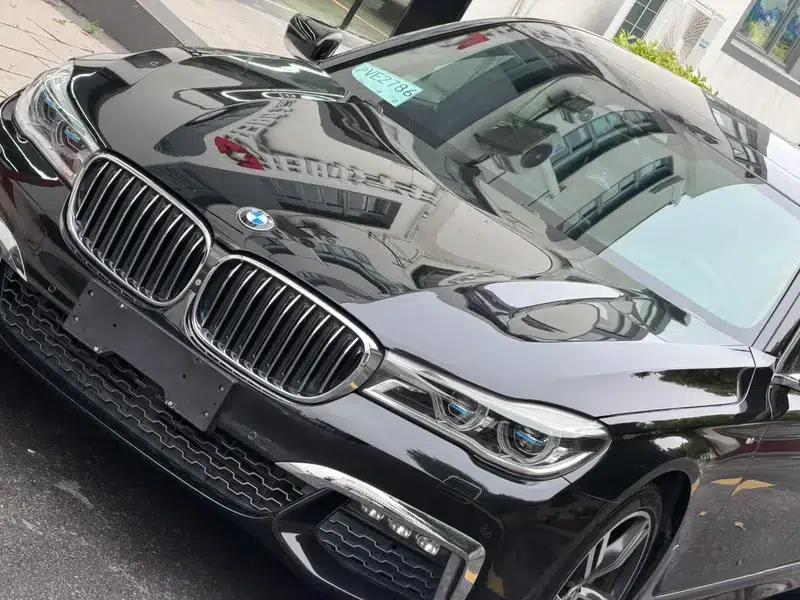 2018 BMW 7 Series 740Li xDrive Luxury M Sport Package — миниатюра 6