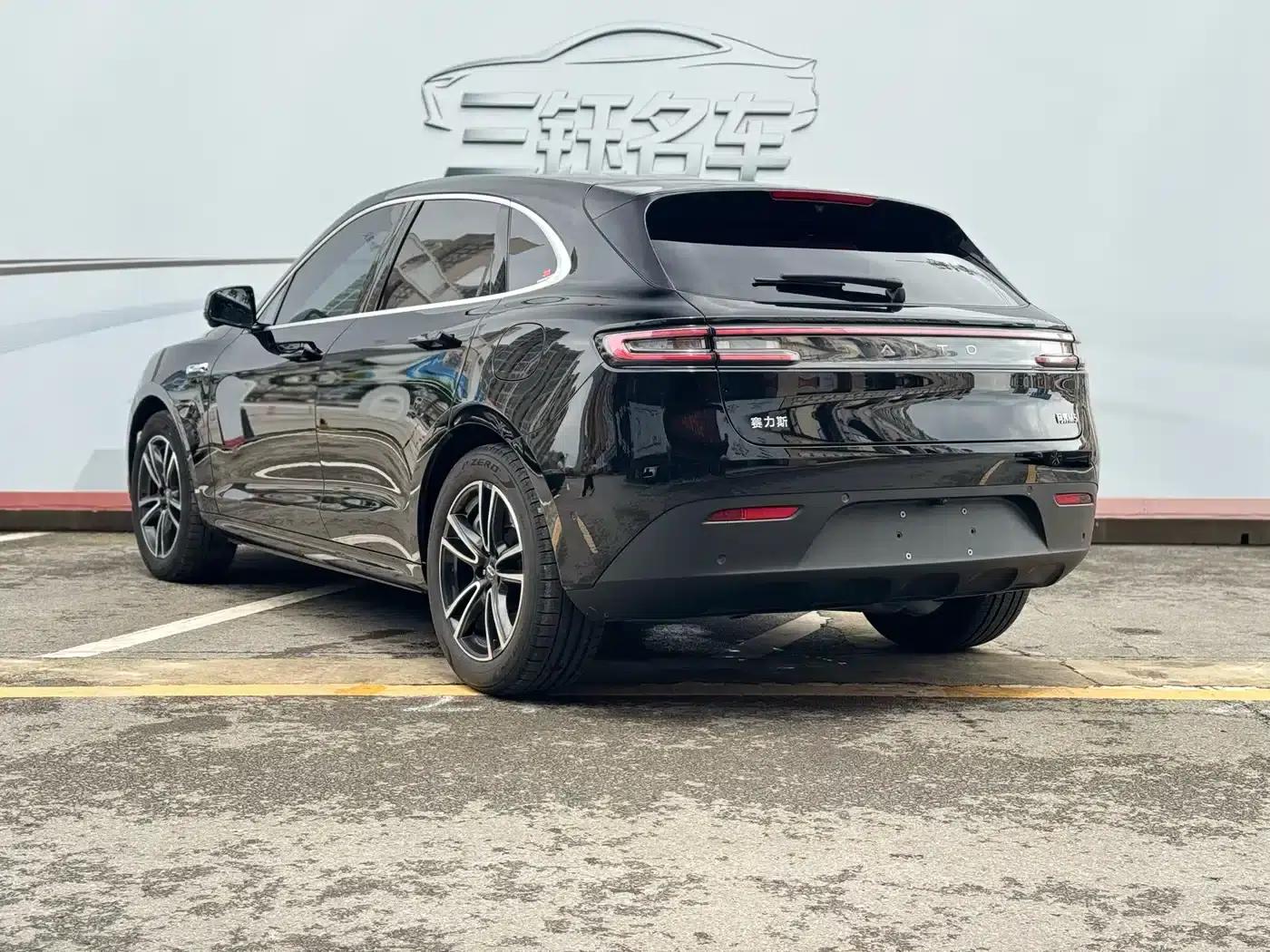 Wenjie M5 2024 Range Extended Max Rear-Wheel Drive High-End Intelligent Driving Edition — миниатюра 4