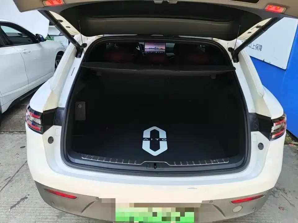 Wenjie M5 2022 Pure Electric Four-Wheel Drive Performance Edition — миниатюра 7