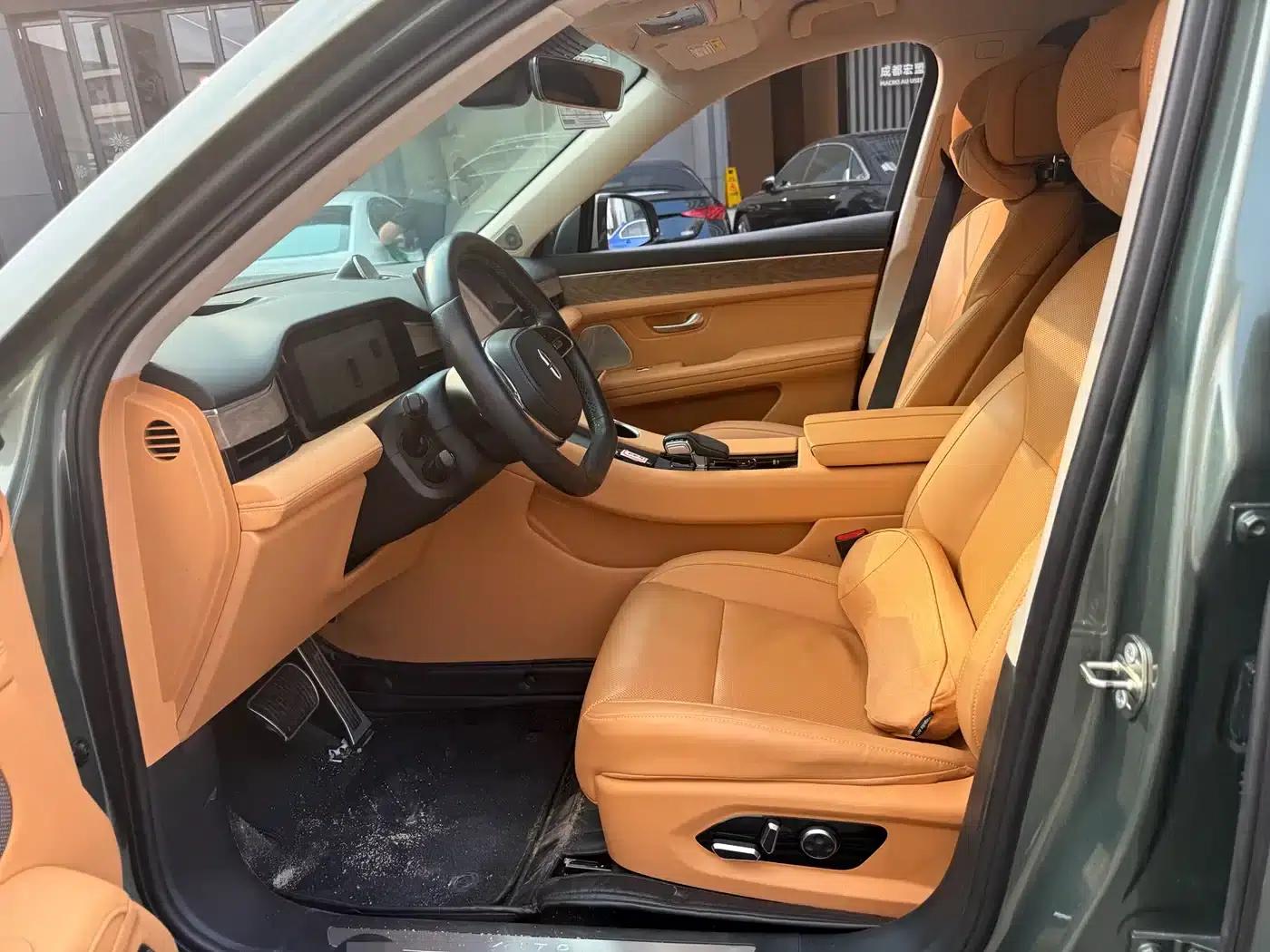 Wenjie M5 2022 Extended Range AWD Performance Edition — миниатюра 4
