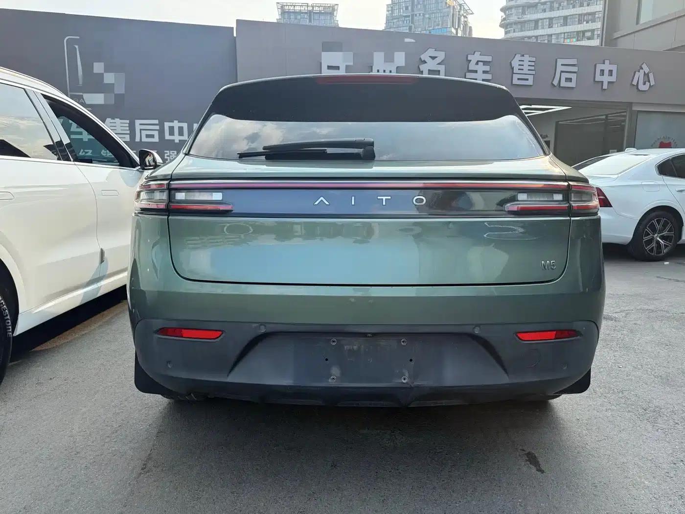 Wenjie M5 2022 Extended Range AWD Performance Edition — миниатюра 9