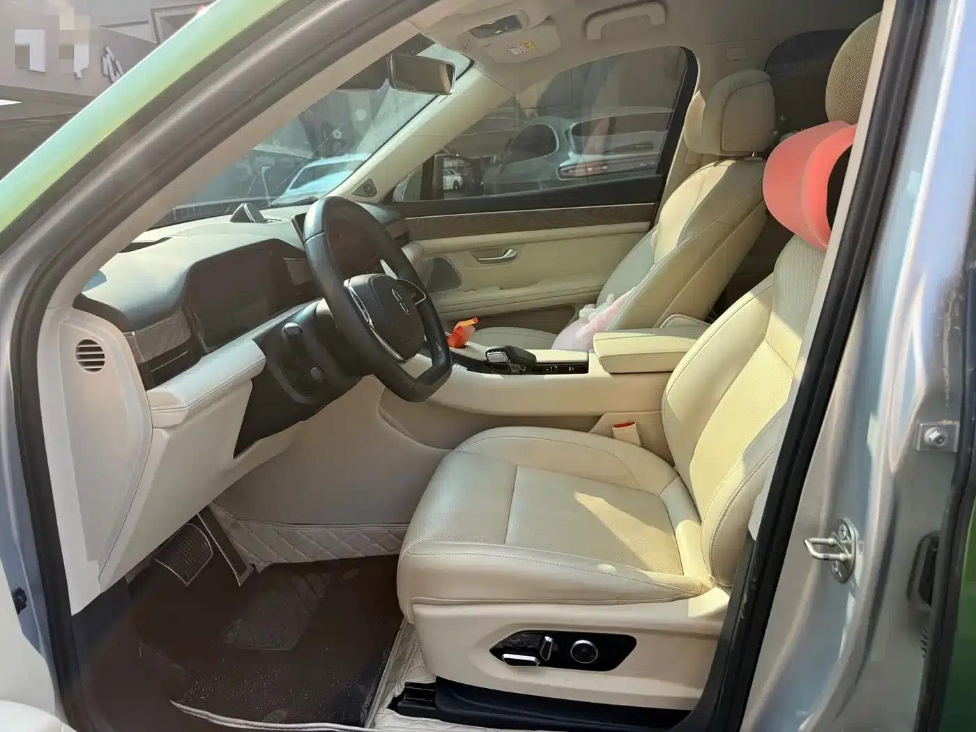 Wenjie M5 2022 Extended Range 4WD Ultimate Edition — миниатюра 4