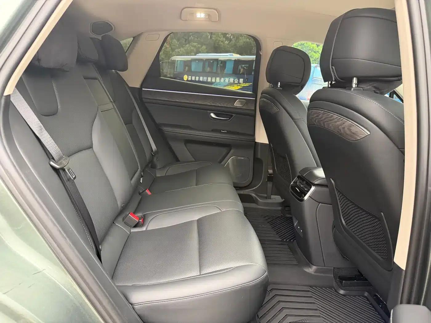 Wenjie M5 2022 Extended Range 4WD Flagship Edition — миниатюра 15
