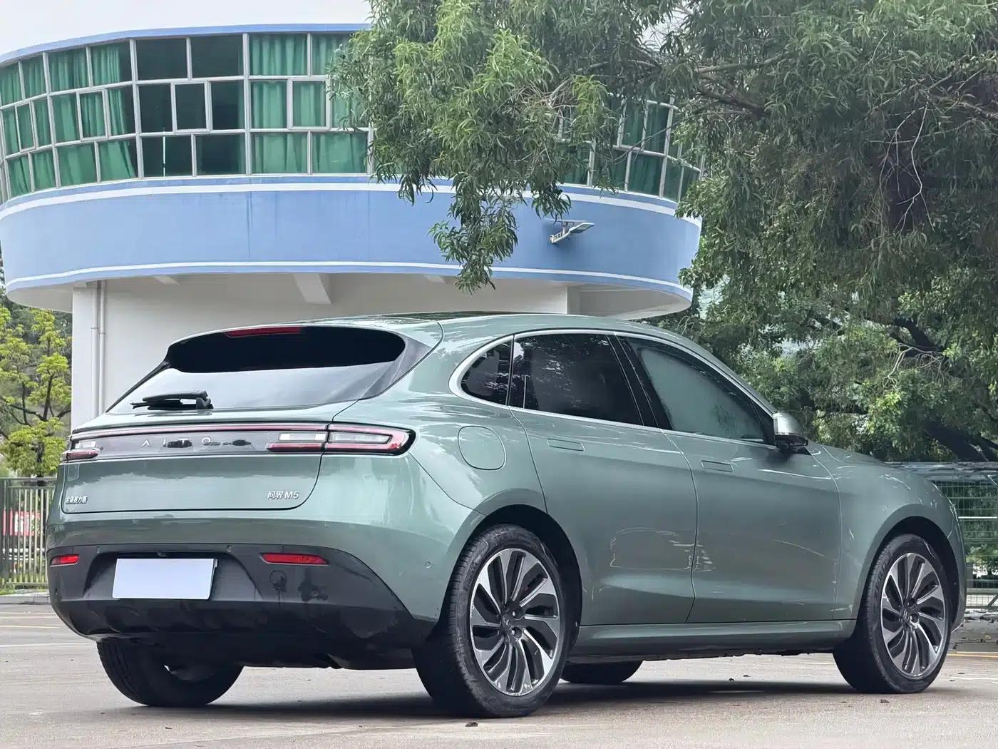 Wenjie M5 2022 Extended Range 4WD Flagship Edition — миниатюра 17