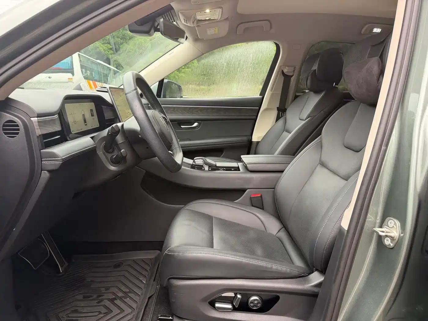 Wenjie M5 2022 Extended Range 4WD Flagship Edition — миниатюра 8