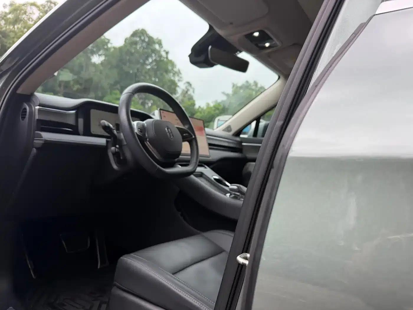 Wenjie M5 2022 Extended Range 4WD Flagship Edition — миниатюра 9