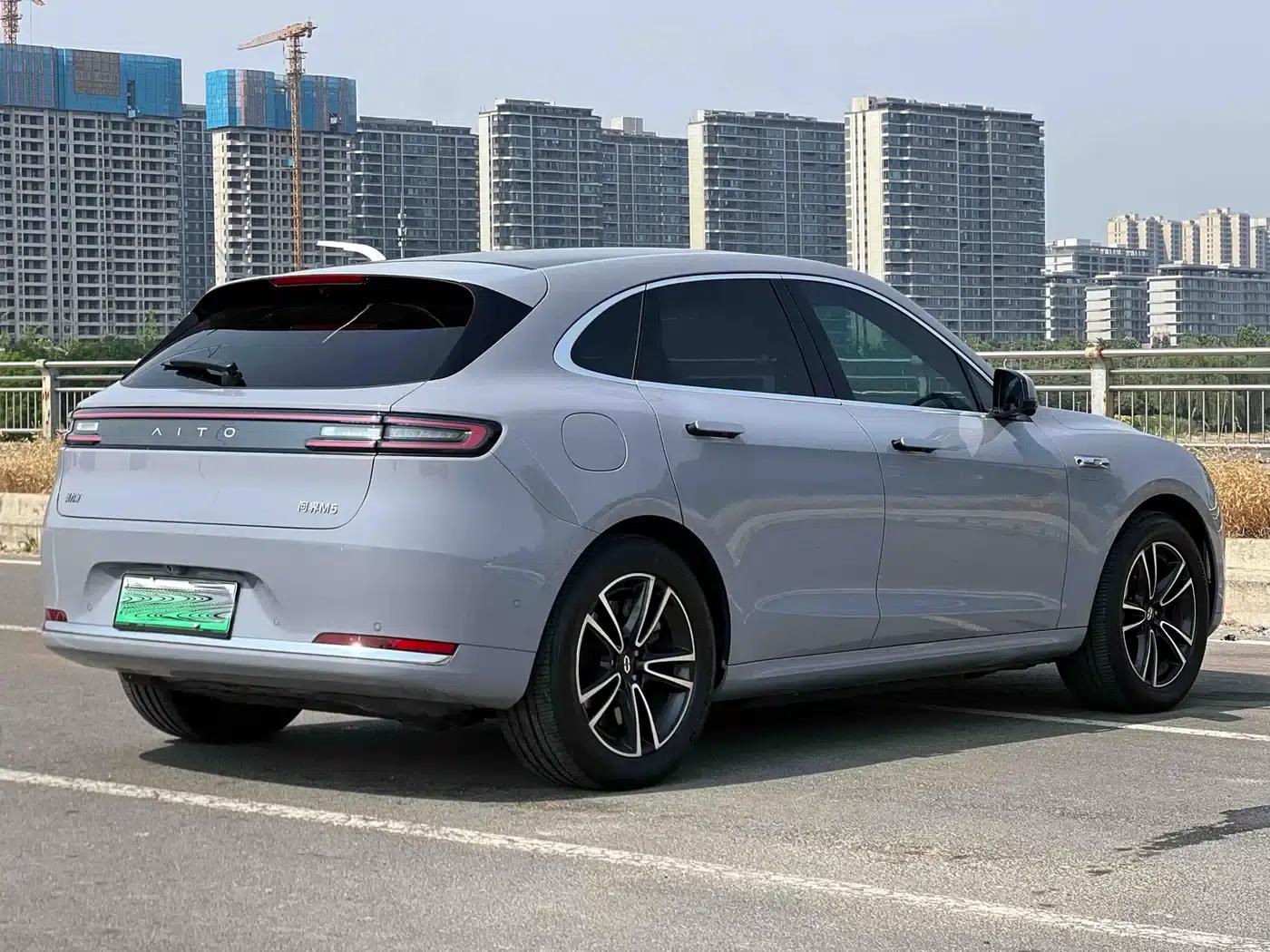 Wenjie M5 2025 Extended Range Ultra Rear-Wheel Drive Version — миниатюра 7