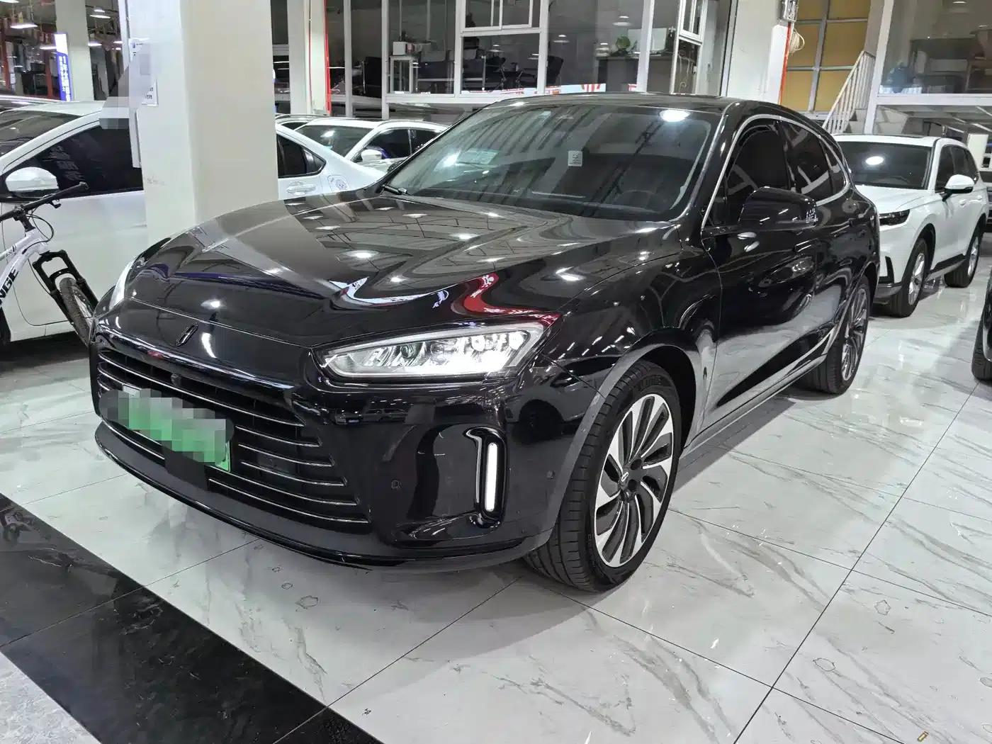 Wenjie M5 2022 Extended Range AWD Performance Edition — миниатюра 1