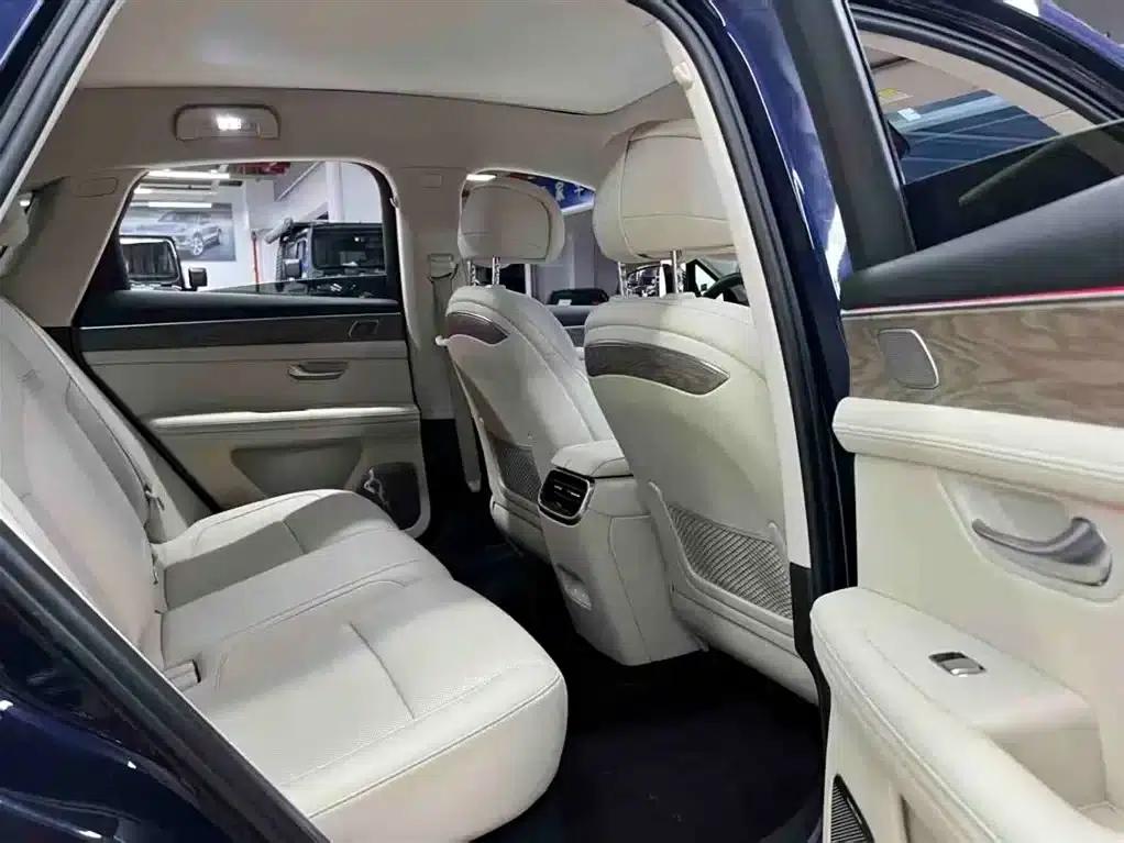 Wenjie M5 2022 Extended Range AWD Performance Edition — миниатюра 15
